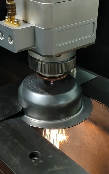 鈦杯、鈦鍋、鈦合金材料激光打孔切割